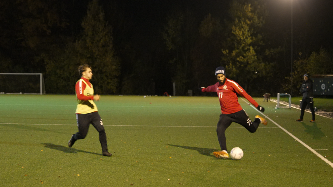 Yusuf Genc, Fußballspiel