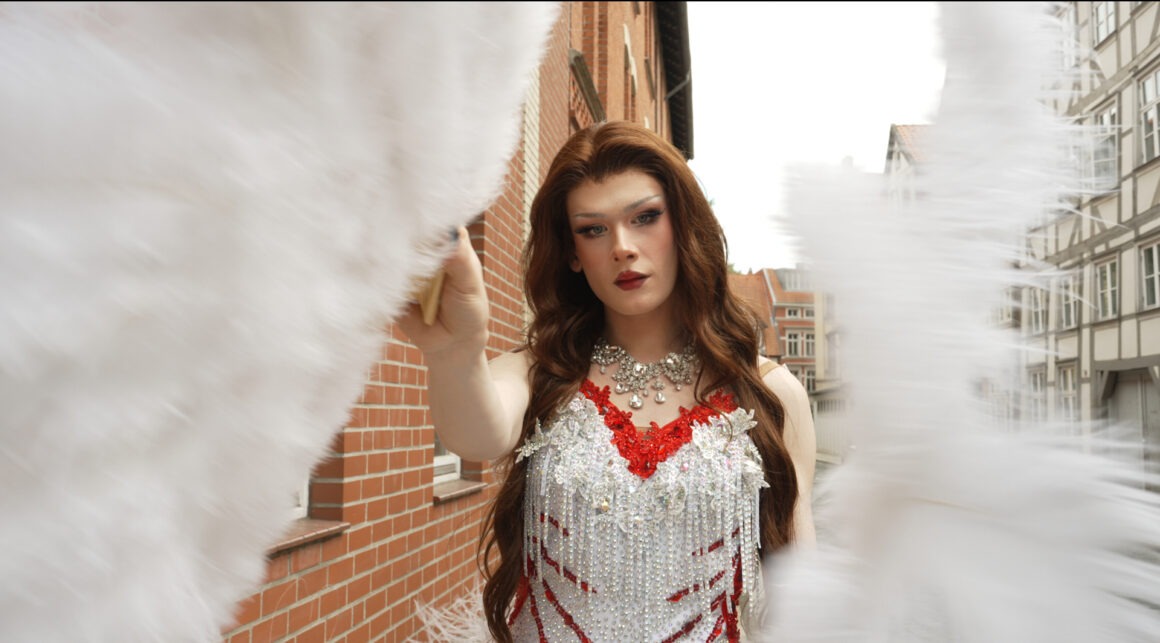 Drag Queen Silver D. von Lucy Weinmann