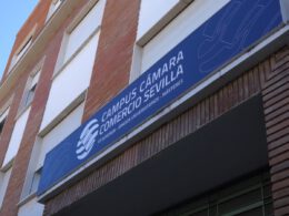 Campus Càmara Comercio Sevilla von außen. Foto von Kristina Schmidt