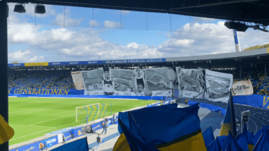 Titelbild: Fankurve im Eintracht-Stadion, Foto von Thierry Meyer
