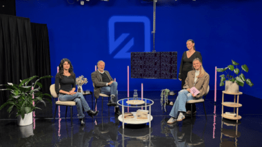 Sara Dogan, Dr. med. Bernd Ksinsik, Alida Ramovic und Mika Nestler, Foto von Daria Brakmann