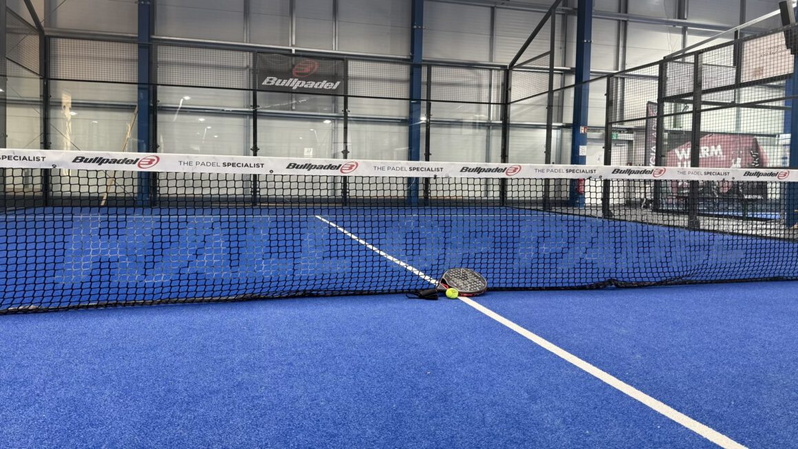 Titelbild: Padel-Court, Foto von Josefine Marie Breitbach