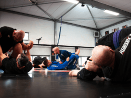 Titelbild: Trainingseinheit im Academia Sportclub Braunschweig, Foto von Azra Sencan