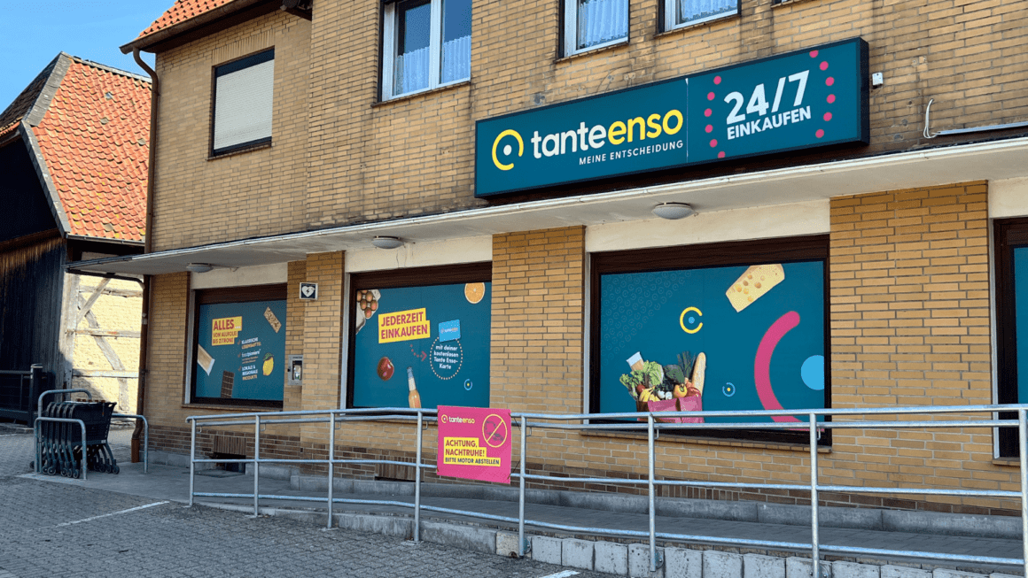 Titelbild: Tante Enso Laden in Nettlingen, Foto von Emily Kamin