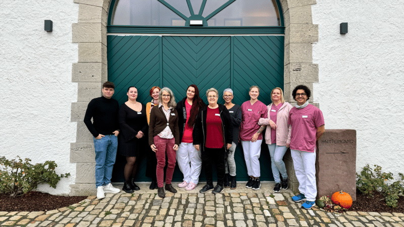 Titelbild: Team des Hospizzentrum Wolfenbüttel, Foto von Annika Pampuch