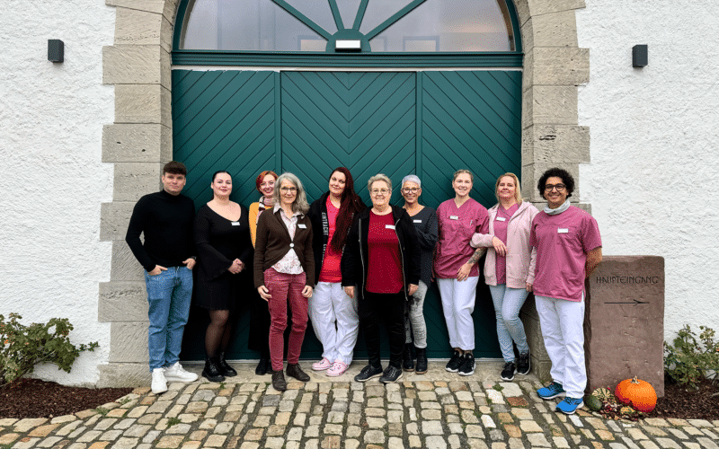 Titelbild: Team des Hospizzentrum Wolfenbüttel, Foto von Annika Pampuch